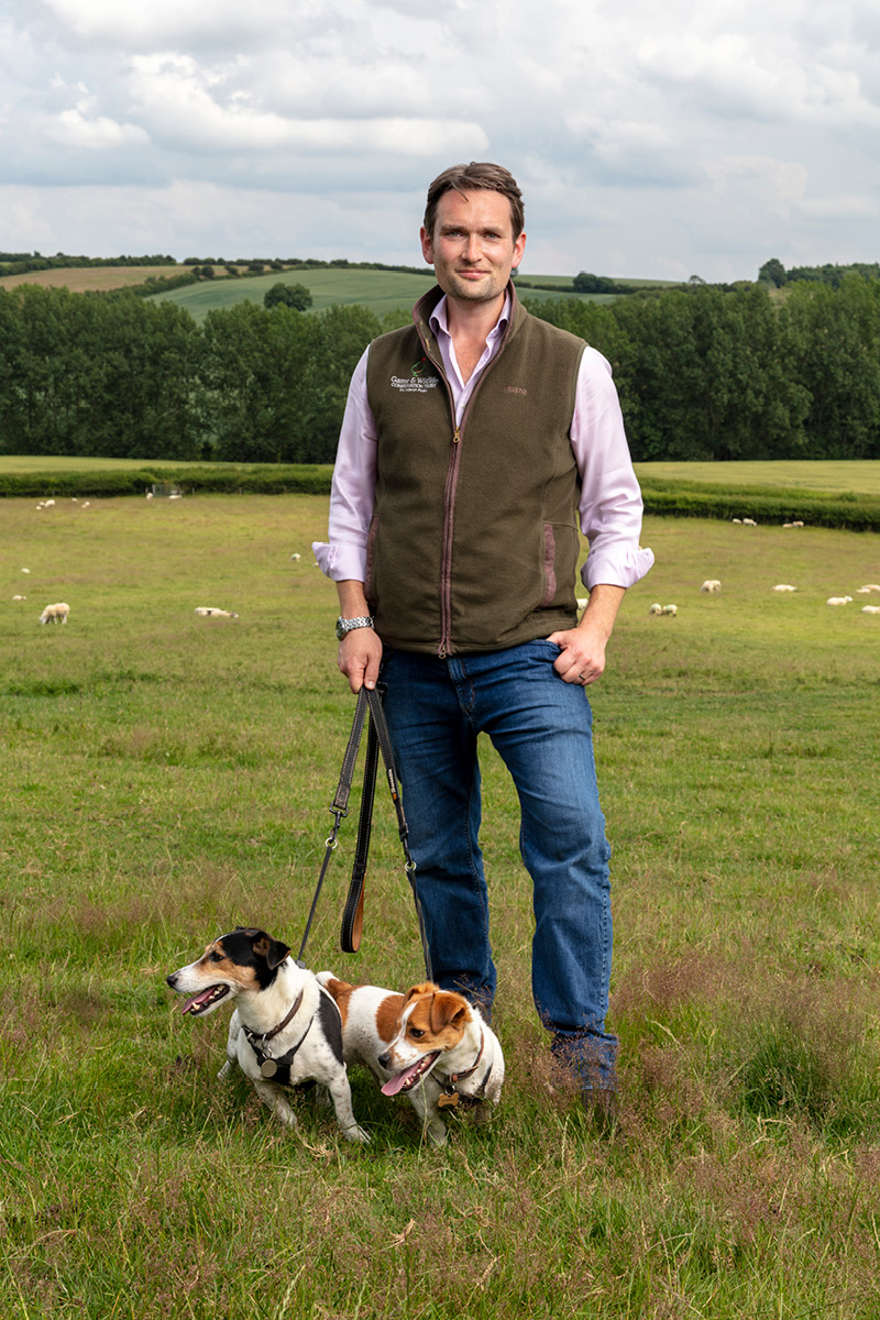 joe-stanly-with-dogs